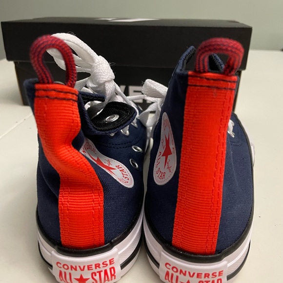 CONVERSE Chuck Taylor All Star High Top Sneaker 11M - Picture 7 of 10